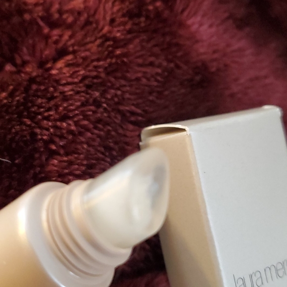 Laura mercier flawless skin lip balm cream - Picture 4 of 4